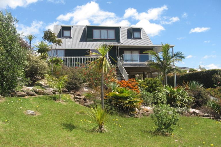 Photo of property in 5 Dudley Crescent, Cable Bay, 0420