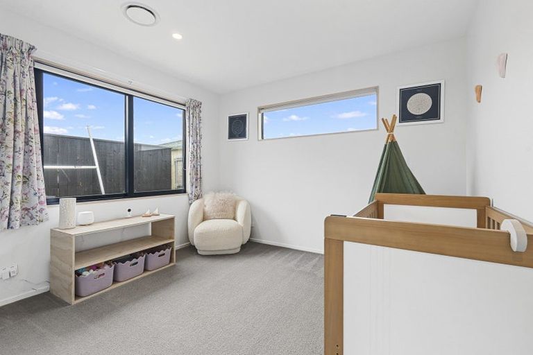 Photo of property in 9a Desmond Place, Bell Block, New Plymouth, 4312