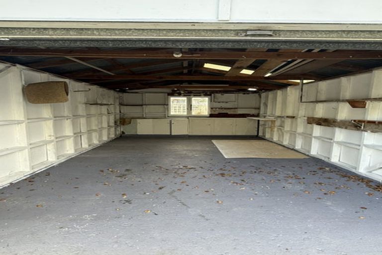 Photo of property in 22 Ngahere Street, Otumoetai, Tauranga, 3110