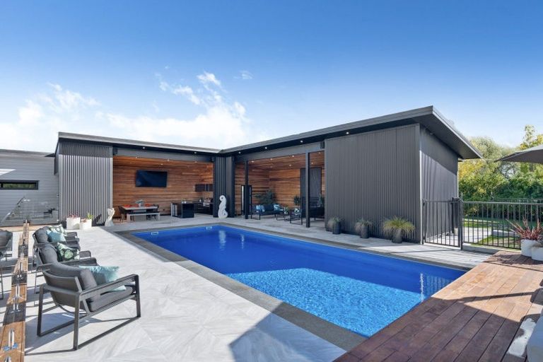 Photo of property in 210 Wards Line, Morison Bush, Greytown, 5794