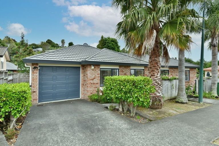 Photo of property in 31 Red Hibiscus Road, Stanmore Bay, Whangaparaoa, 0932