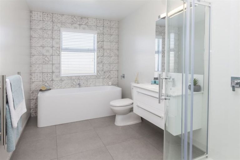 Photo of property in 16 Kingsbridge West, Burwood, Christchurch, 8083