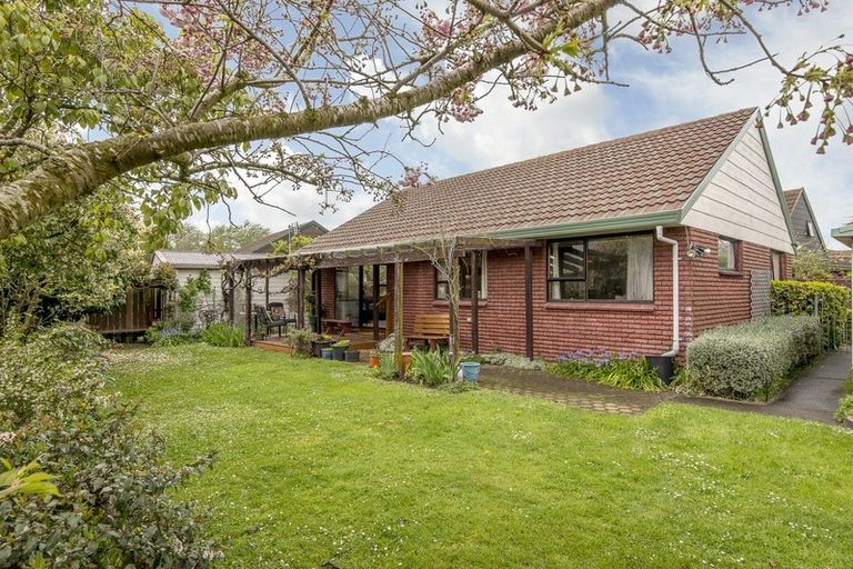 Photo of property in 20c Field Terrace, Upper Riccarton, Christchurch, 8041