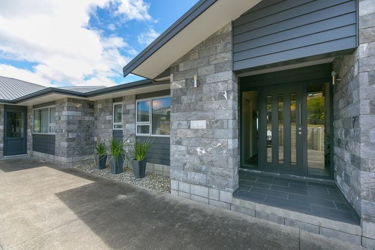 Photo of property in 169 King Road, Inglewood, 4386