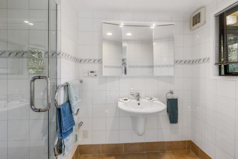 Photo of property in 22 Moorgreen Heights, Torbay, Auckland, 0630