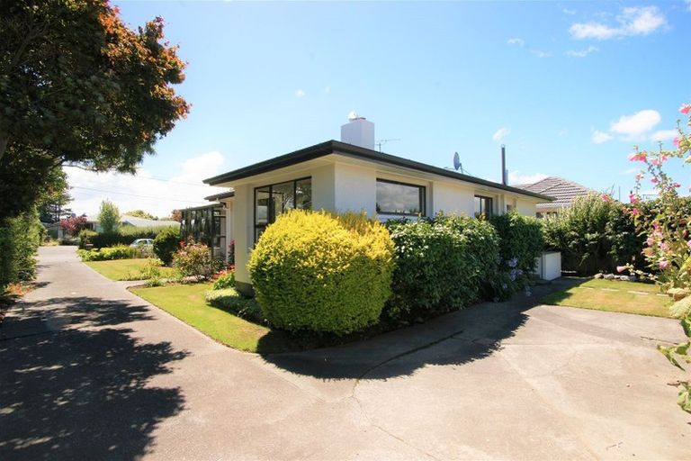 Photo of property in 48 Arthur Street, Upper Riccarton, Christchurch, 8041
