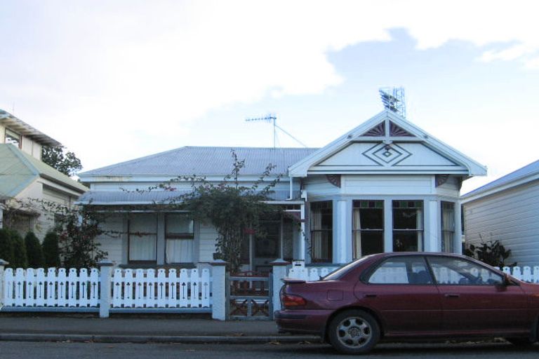 Photo of property in 90 Nelson Crescent, Napier South, Napier, 4110
