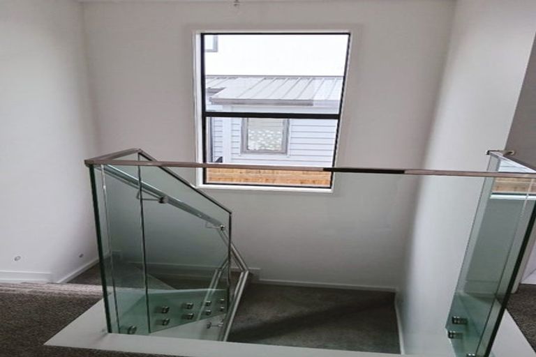 Photo of property in 12 Notre Dame Way, Albany, Auckland, 0632