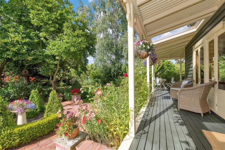 Photo of property in 76 Newnham Street, Rangiora, 7400