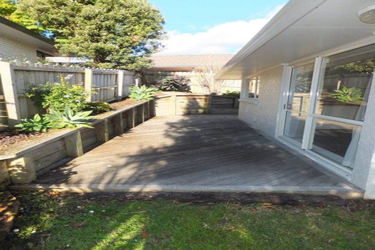 Photo of property in 1/21 Westview Court, Somerville, Auckland, 2014