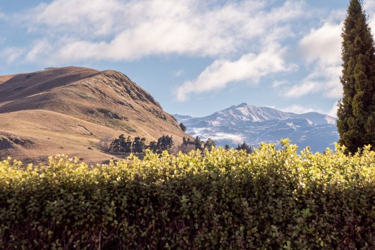 Photo of property in 38 Erskine Street, Lake Hayes, Queenstown, 9304