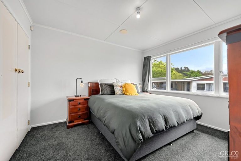Photo of property in 7 Prestige Place, Maoribank, Upper Hutt, 5018