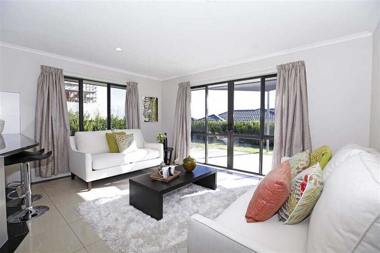 Photo of property in 51 Magellan Rise, Flagstaff, Hamilton, 3210