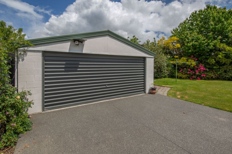 Photo of property in 5 Sayers Crescent, Ilam, Christchurch, 8041