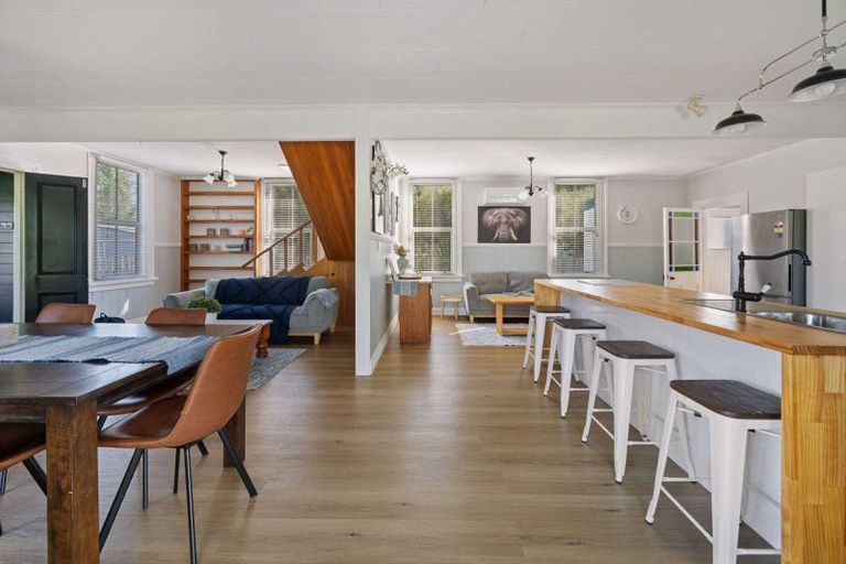 Photo of property in Dippers Halll, 28 Bell Street, Otane, 4202