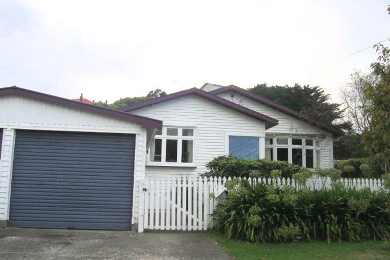 Photo of property in 10 Marshall Street, Karori, Wellington, 6012