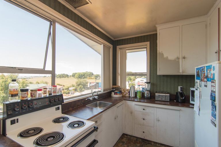 Photo of property in 1 Marchwiel Street, Waimataitai, Timaru, 7910