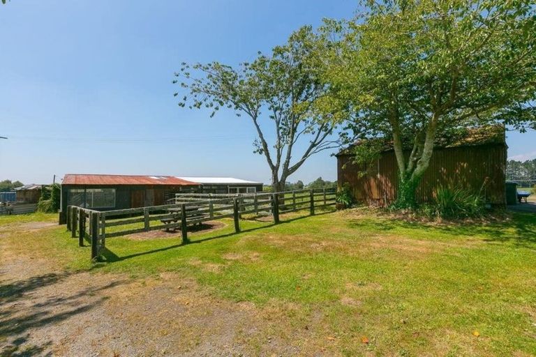 Photo of property in 2599 Mountain Road, Tariki, Stratford, 4394