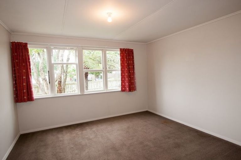 Photo of property in 2 Butler Place, Fairfield, Hamilton, 3214