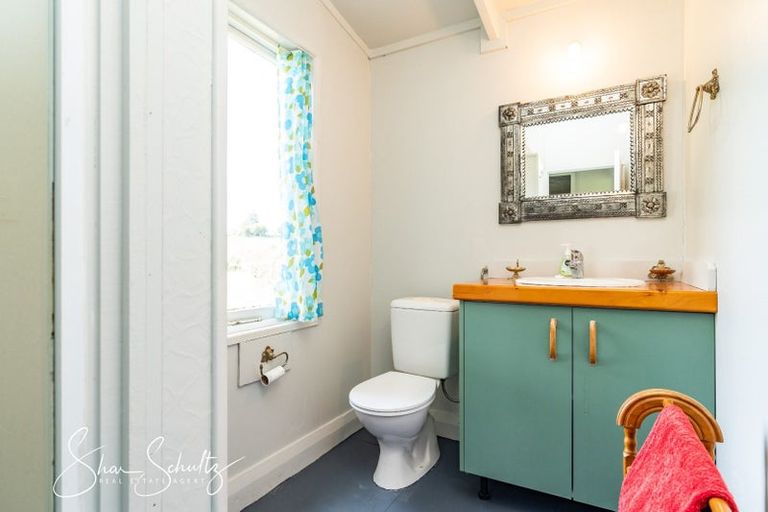 Photo of property in 353 Gorge Road, Maungaturoto, 0588