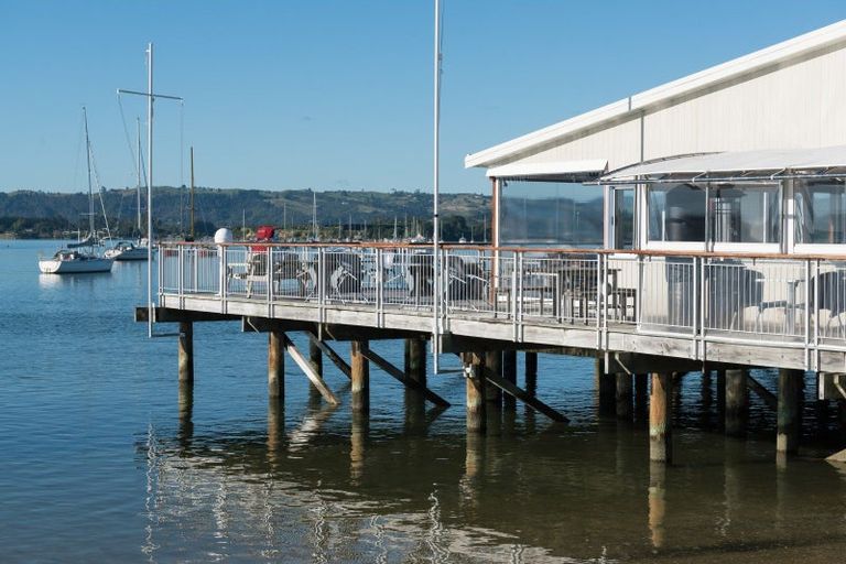 Photo of property in 112 Hamurana Road, Omokoroa, 3114