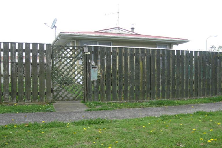 Photo of property in 1 Fraser Place, Aramoho, Whanganui, 4500