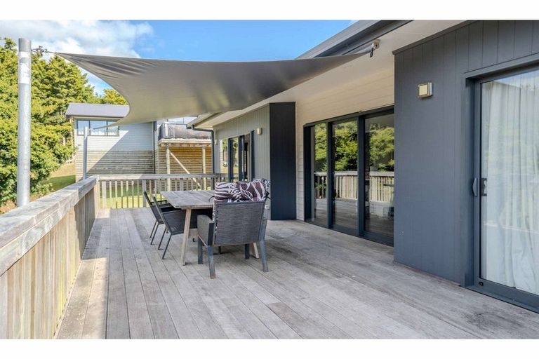 Photo of property in 25 Amsharlo Drive, Kerikeri, 0230