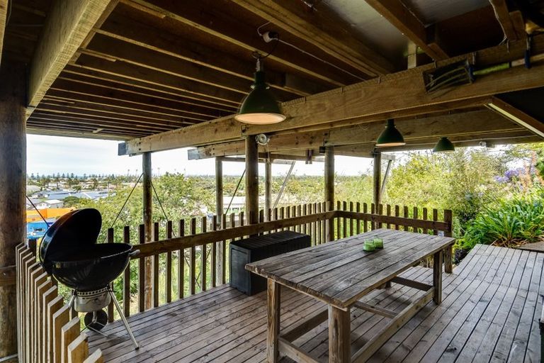 Photo of property in 5 Guys Hill Road, Hospital Hill, Napier, 4110