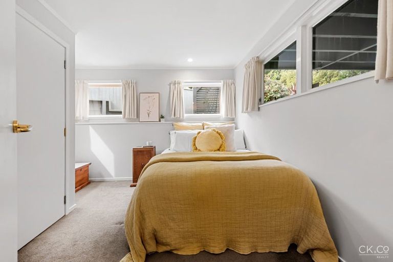 Photo of property in 224 Dowse Drive, Maungaraki, Lower Hutt, 5010