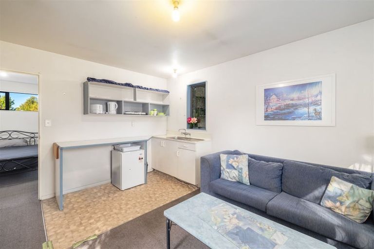 Photo of property in 214 Racecourse Road, Sockburn, Christchurch, 8042