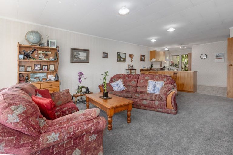 Photo of property in 6/24 Acheron Road, Paremata, Porirua, 5026