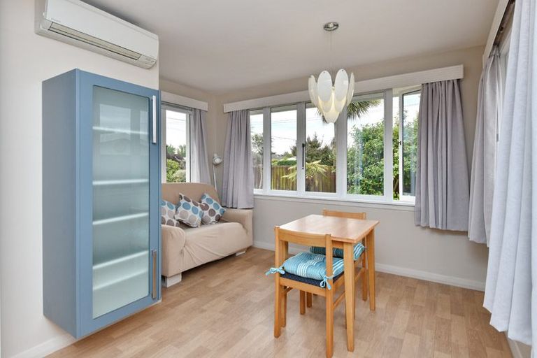 Photo of property in 263 Estuary Road, South New Brighton, Christchurch, 8062