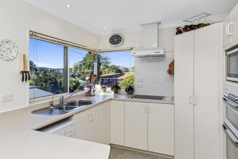 Photo of property in 10a Gills Avenue, Papakura, 2110