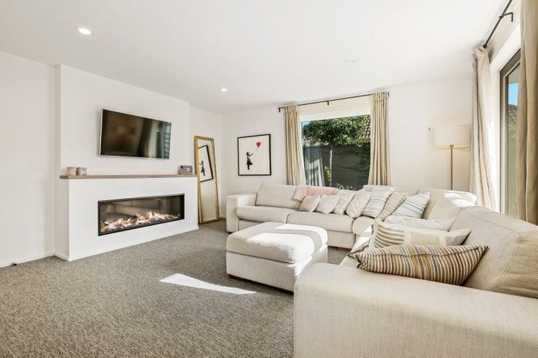 Photo of property in 1/34 Aikmans Road, Merivale, Christchurch, 8014