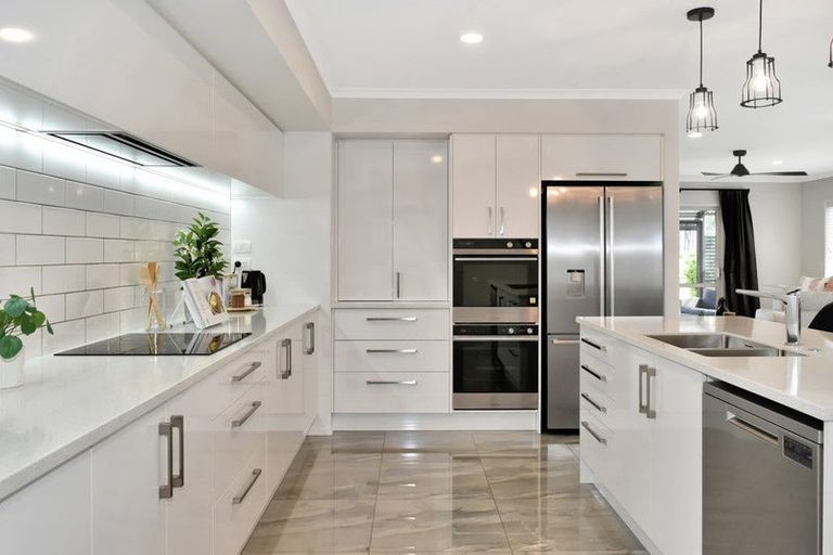 Photo of property in 39 Montia Close, Papamoa Beach, Papamoa, 3118