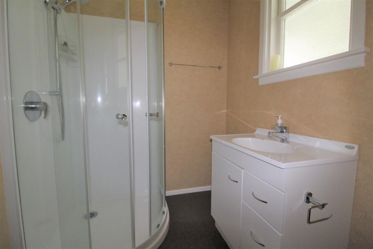 Photo of property in 6 Ida Street, Lumsden, 9730