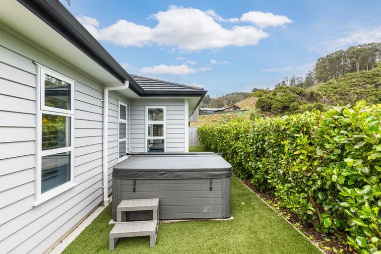 Photo of property in 179 Navigation Drive, Whitby, Porirua, 5024