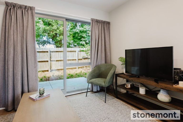 Photo of property in 30 Earlsworth Road, Mangere East, Auckland, 2024