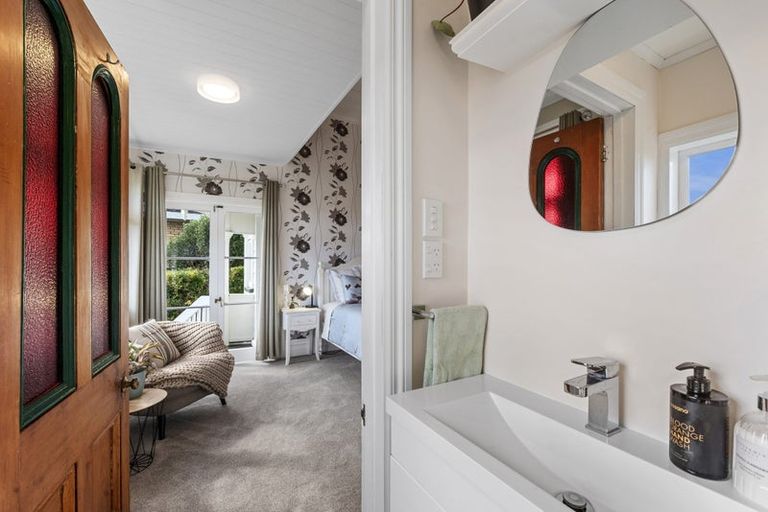 Photo of property in 1a Captain Street, Helensville, 0800