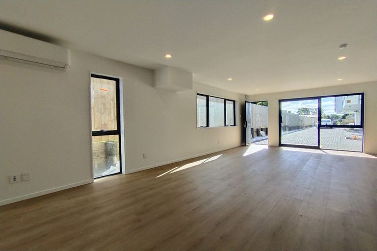 Photo of property in 408 Bucklands Beach Road, Bucklands Beach, Auckland, 2012