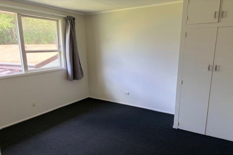 Photo of property in 13 Woodstock Road, Forrest Hill, Auckland, 0620