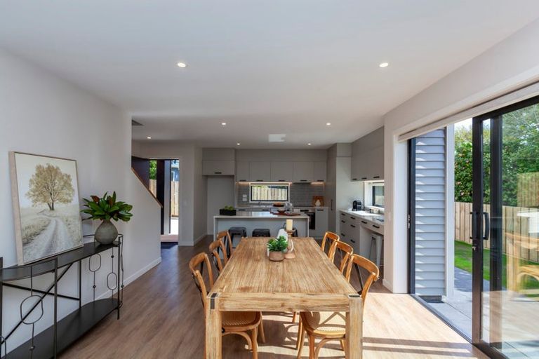 Photo of property in 77 Amohia Street, Paraparaumu, 5032