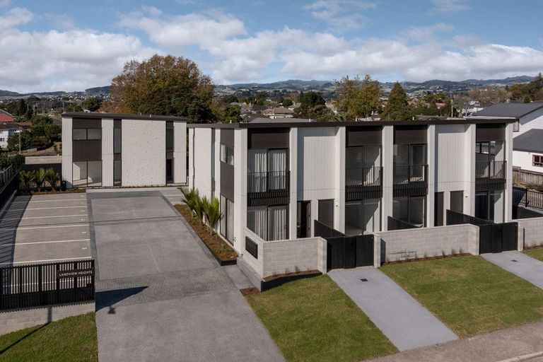 Photo of property in 5/26 Landview Road, Parkvale, Tauranga, 3112
