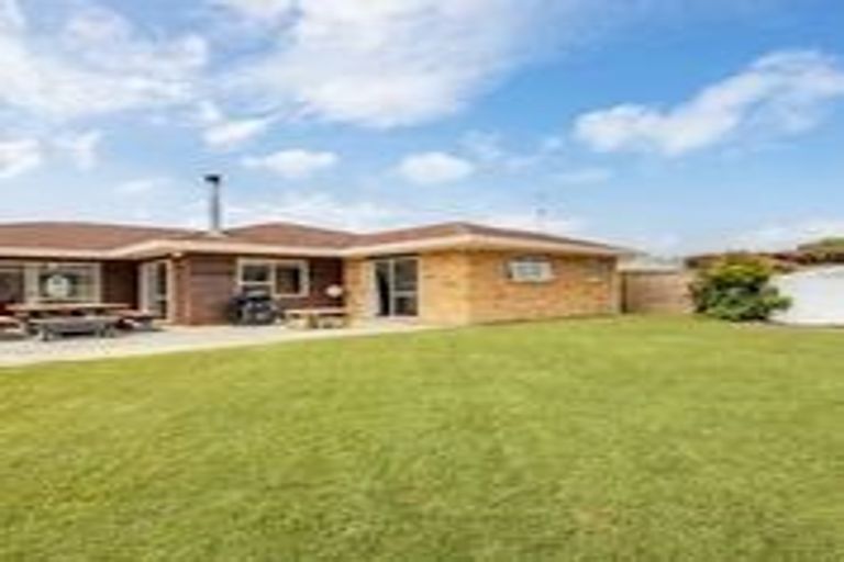 Photo of property in 19 Merlot Heights, Huapai, Kumeu, 0810