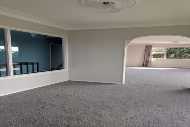 Photo of property in 4 Robin Lane, Browns Bay, Auckland, 0630