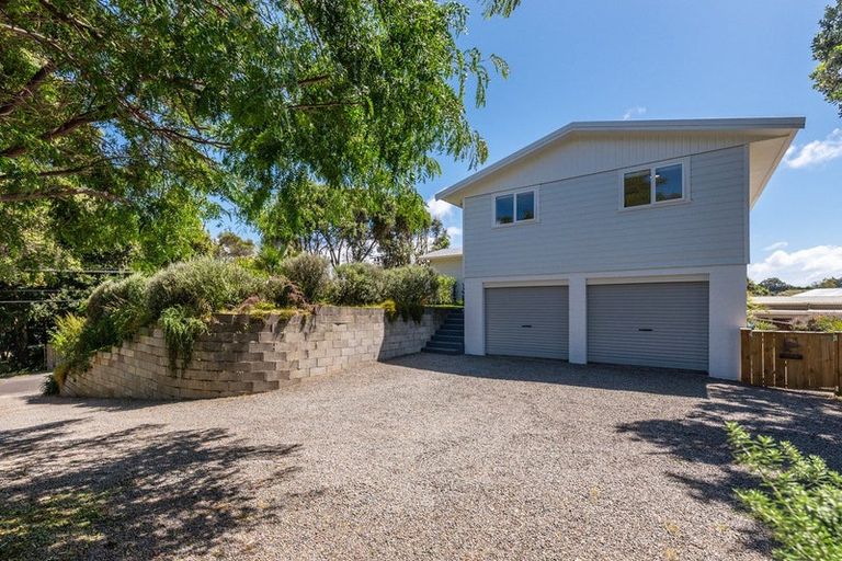 Photo of property in 5 Kokako Road, Otaihanga, Paraparaumu, 5036