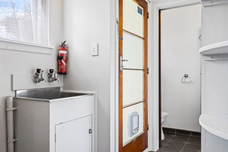 Photo of property in 8 Lomond Place, Woolston, Christchurch, 8062