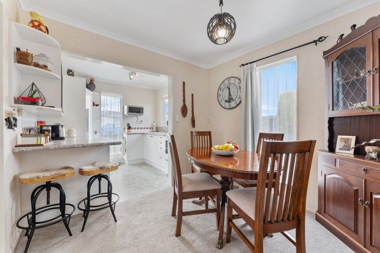 Photo of property in 3 Rimu Street, Levin, 5510