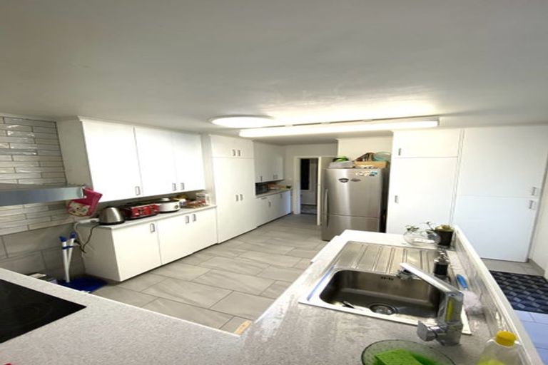 Photo of property in 11 Lynda Avenue, Paparangi, Wellington, 6037