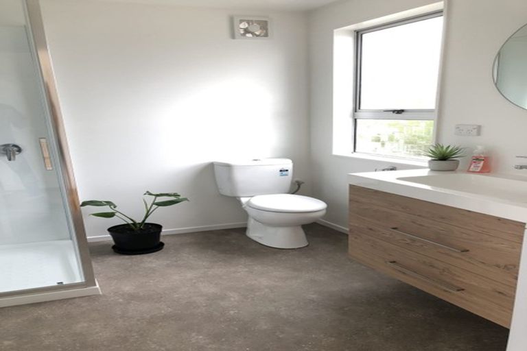 Photo of property in 13a Ratanui Road, Paraparaumu, 5032